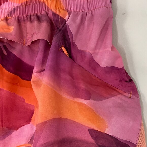 Athleta Printed Mesh Racer Run Shorts Size XS | 4" Inseam - Picture 5 of 9